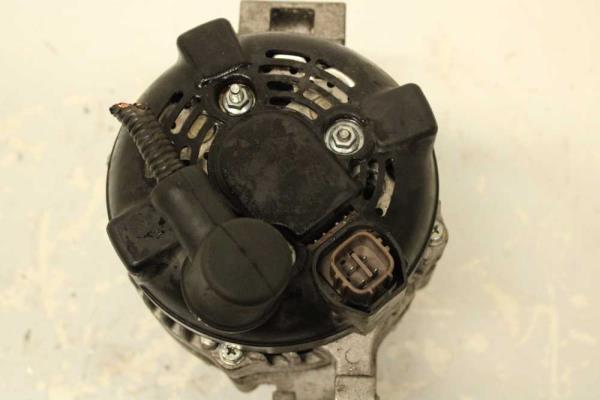 ALTERNATEUR 105 / 130 AMP 2.0i / 2.4i / 2.2 CDTI / 2.2 iCDTI - Vue 3